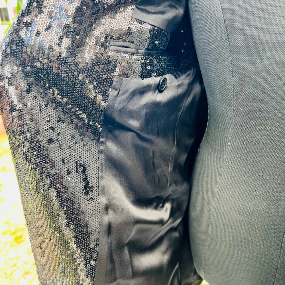 NEW WITH TAGS | UNCONDITIONAL BLACK SEQUIN BLAZER UNISEX (MENS MEDIUM) - Picture 6 of 16
